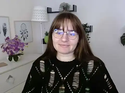 Julie Diamond online show from 15, 10, 2025