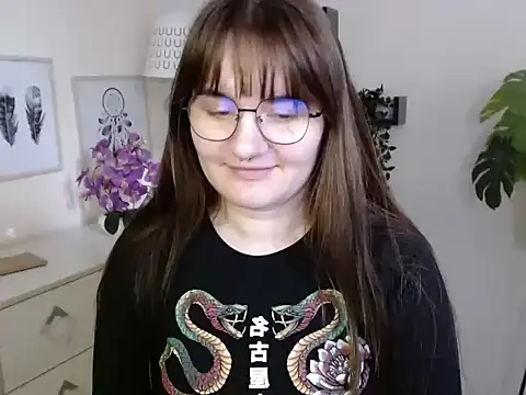 Julie Diamond online show from 22, 10, 2025