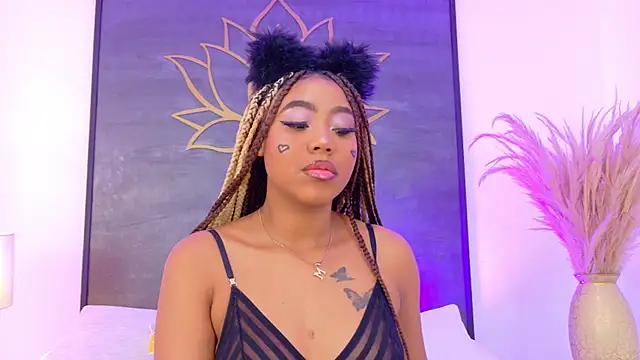 AngelaRoberts online show from 17, 11, 2025