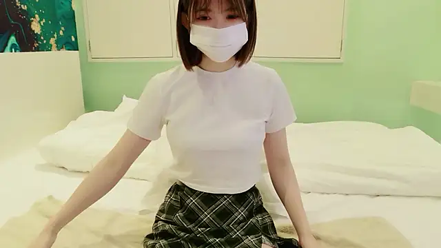 NANA chan 1 online show from 19, 10, 2025