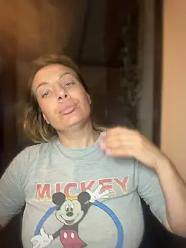 Snapshot of emmasweett11 chatting on 27, 6, 2026 emmasweett11 online show from 27, 6, 2026