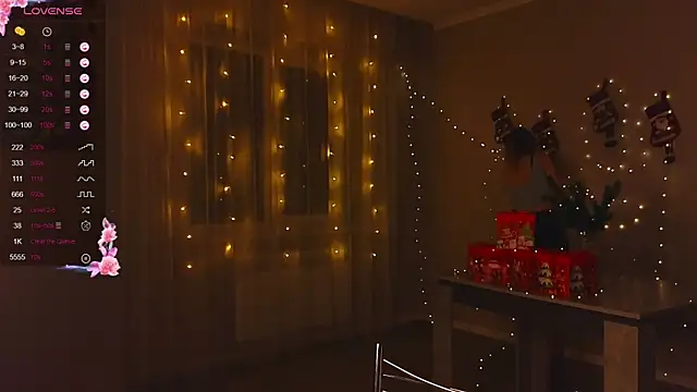 NyxaThorn online show from 19, 12, 2025