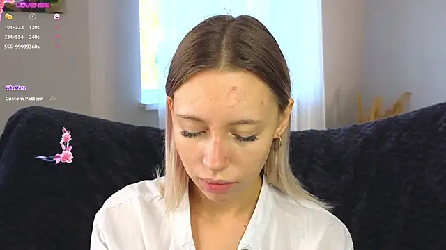 NyxaThorn online show from 26, 9, 2025