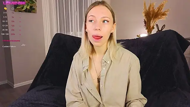 NyxaThorn online show from 26, 10, 2025