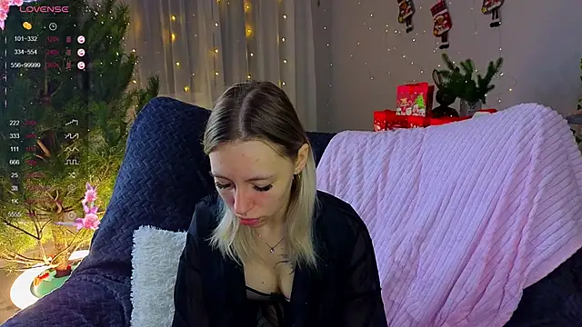 NyxaThorn online show from 22, 12, 2025