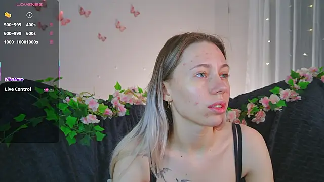 NyxaThorn online show from 3, 2, 2026