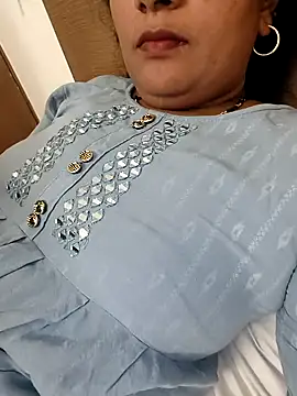 Aunty Boy 143 online show from 6, 10, 2025