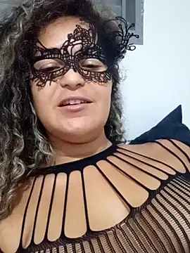 RaphinhaSanches online show from 16, 12, 2025