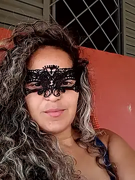 RaphinhaSanches online show from 19, 9, 2025