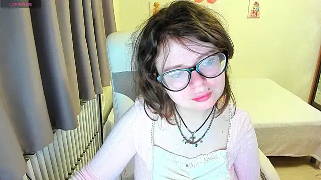 MilisaSweet777 online show from 4, 10, 2025