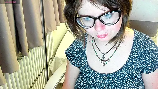 MilisaSweet777 online show from 2, 10, 2025