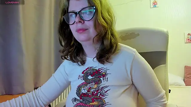 MilisaSweet777 online show from 28, 3, 2026