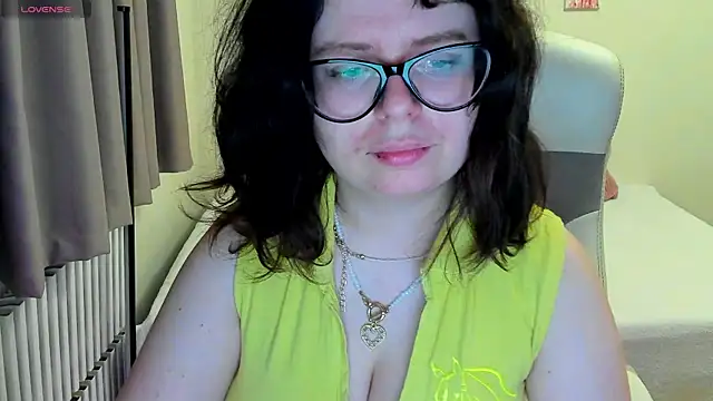 MilisaSweet777 online show from 20, 12, 2025