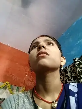 Laxmixx2 online show from 14, 9, 2025