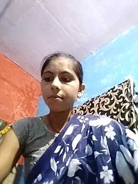 Laxmixx2 online show from 8, 9, 2025