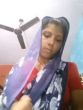 Laxmixx2 online show from 25, 9, 2025