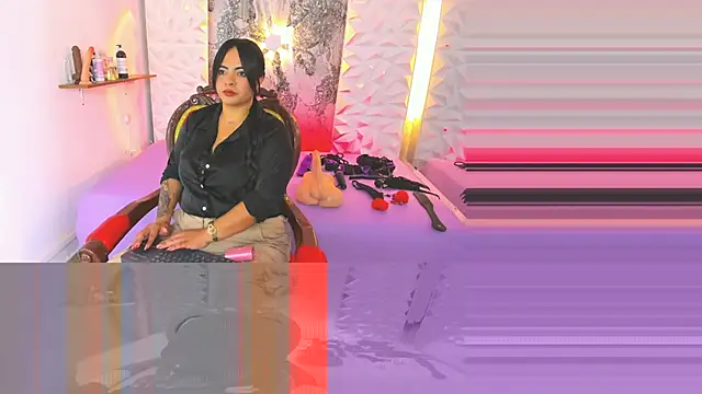 Luciana r online show from 6, 11, 2025