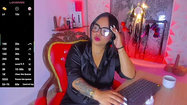 Luciana r online show from 4, 3, 2026