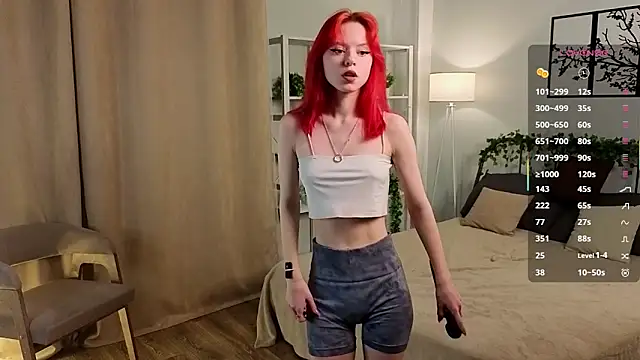 TiannaBorlace online show from 9, 11, 2025