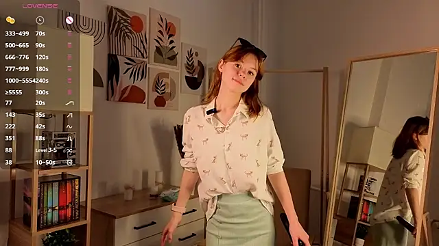 TiannaBorlace online show from 19, 9, 2025