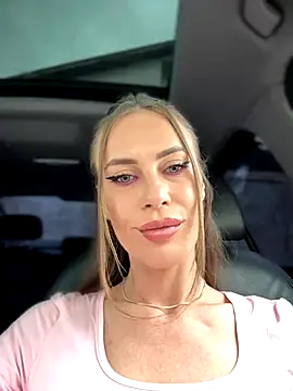  JessyRey  online show from 5, 11, 2025