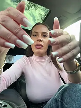  JessyRey  online show from 4, 4, 2026