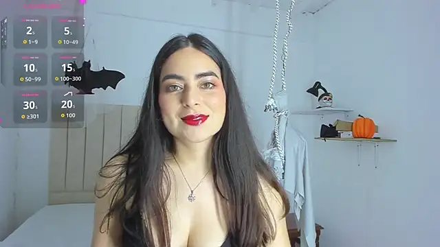 sashaa petit online show from 21, 10, 2025