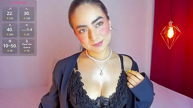 sashaa petit online show from 28, 11, 2025