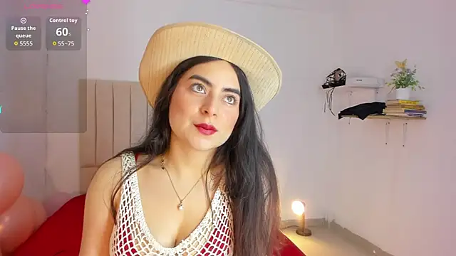 sashaa petit online show from 17, 10, 2025