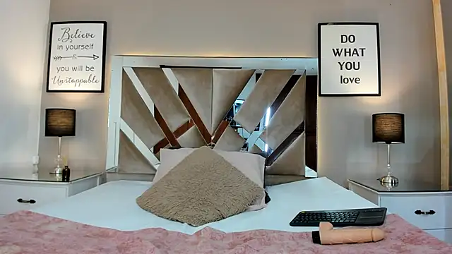 cellestehot online show from 27, 10, 2025