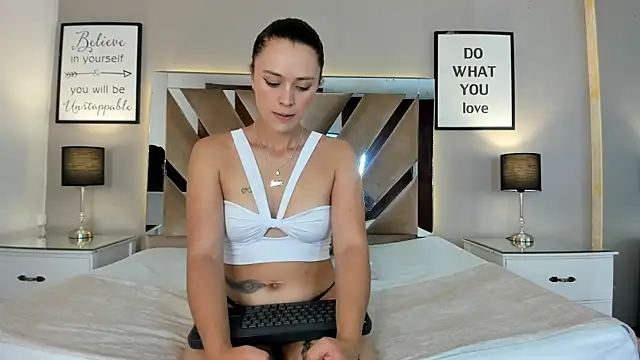 cellestehot online show from 13, 1, 2026