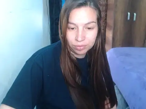 Snapshot of cloequeen15 chatting on 3, 3, 2026 cloequeen15 online show from 3, 3, 2026