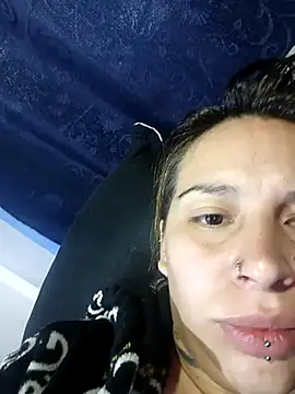 cloequeen15 online show from 15, 11, 2025