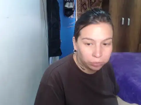 Snapshot of cloequeen15 chatting on 28, 2, 2026 cloequeen15 online show from 28, 2, 2026