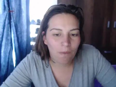 cloequeen15 online show from 26, 11, 2025