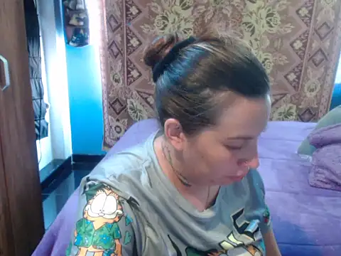 cloequeen15 online show from 6, 5, 2026
