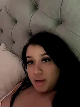 Aliciawhitee online show from 7, 10, 2025