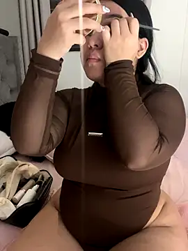 Aliciawhitee online show from 22, 10, 2025