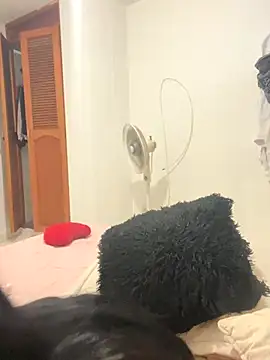 Aliciawhitee online show from 30, 10, 2025