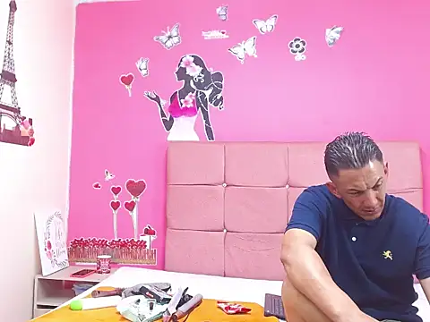 mollyandsam303av online show from 28, 11, 2025