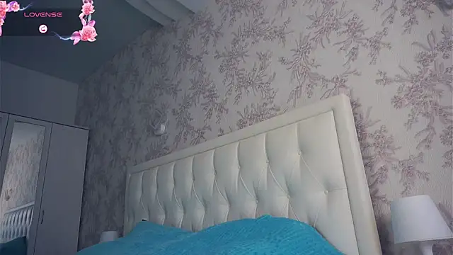 MalvinaKroening online show from 23, 11, 2025