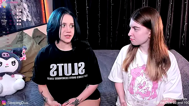 Snapshot of Threesomebabes chatting on 11, 11, 2025 Threesomebabes online show from 11, 11, 2025