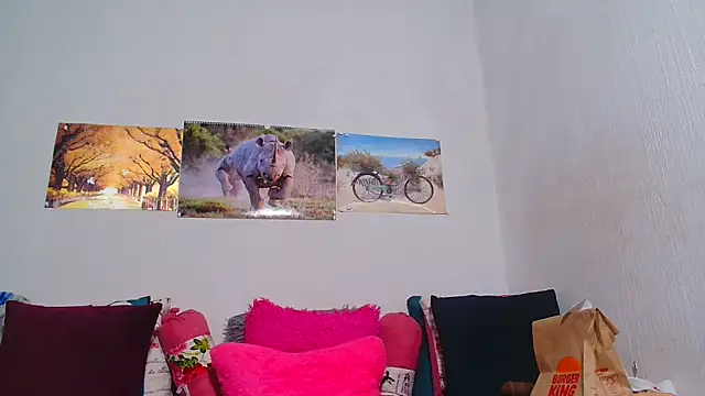 LoloQueen5 online show from 2, 10, 2025