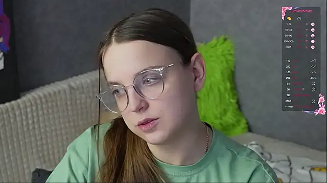 Violetwin online show from 22, 2, 2026