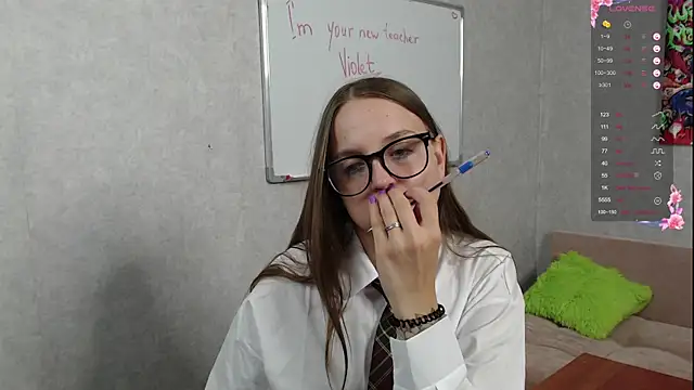 Violetwin online show from 22, 9, 2025