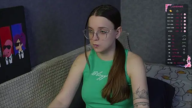 Violetwin online show from 4, 4, 2026