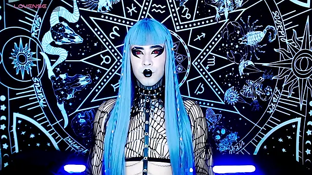 naomi satan online show from 10, 9, 2025