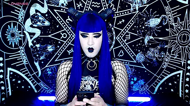 naomi satan online show from 23, 10, 2025