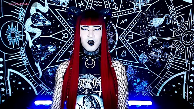 naomi satan online show from 26, 9, 2025