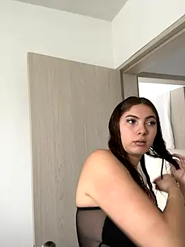 Snapshot of Samantha_2190 chatting on 25, 9, 2025 Samantha 2190 online show from 25, 9, 2025